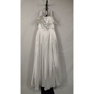 Lulu's Elegant White Strapless Dress